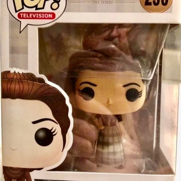 Funko Pop Outlander Claire Randall VALUTED Figure